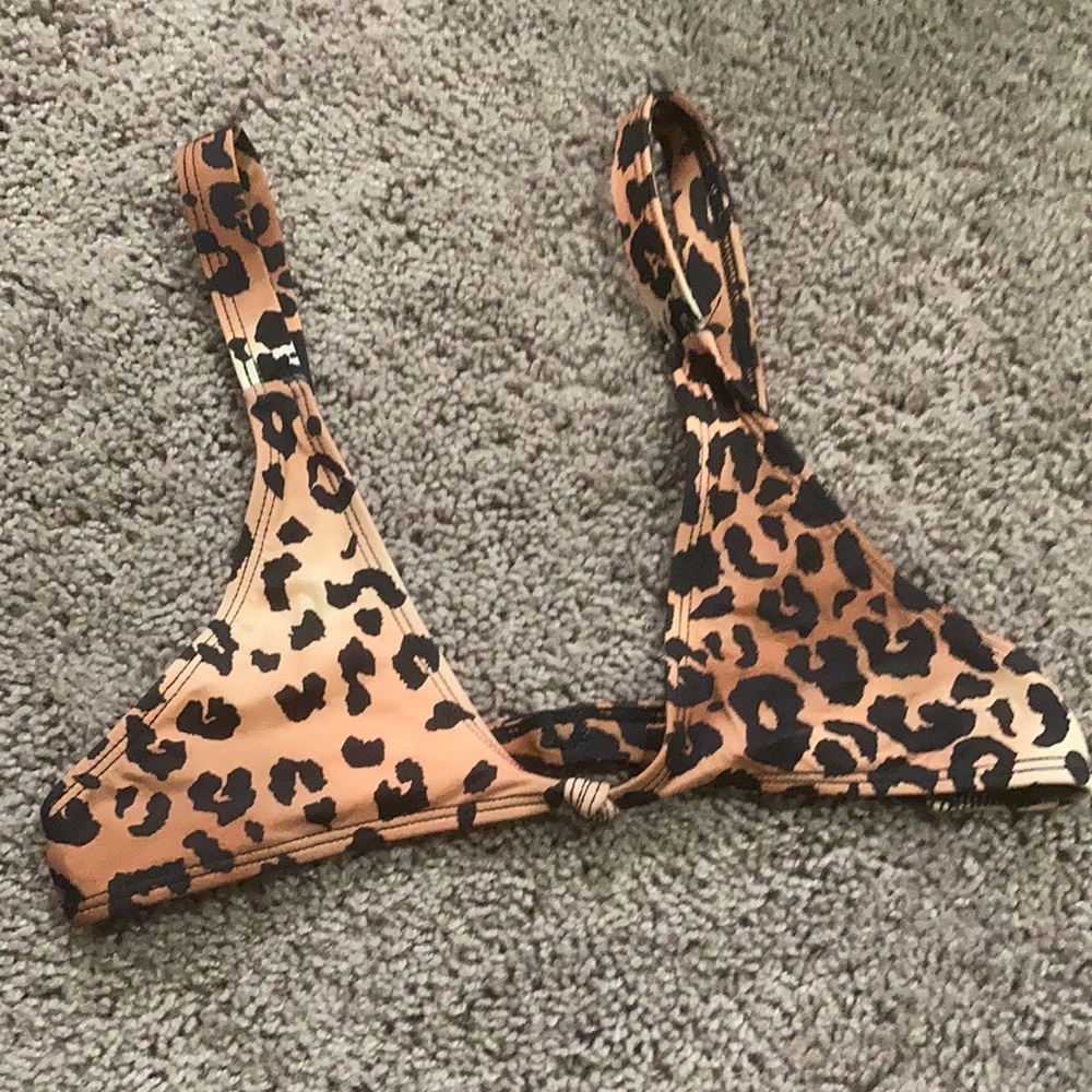 Minimale Animale animal print swim top